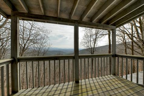 1186 Walnut Ridge Ellijay GA 30536