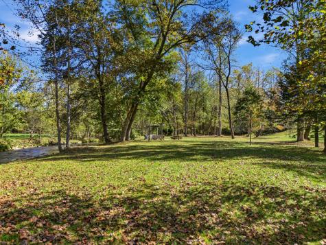 2563 Old Highway 64 Hayesville NC 28904