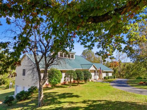 2563 Old Highway 64 Hayesville NC 28904