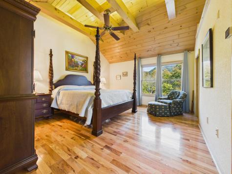 2563 Old Highway 64 Hayesville NC 28904