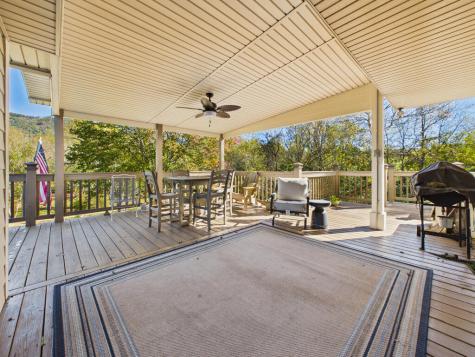 2563 Old Highway 64 Hayesville NC 28904