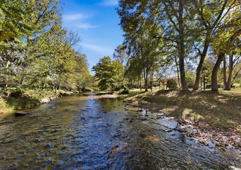2563 Old Highway 64 Hayesville NC 28904