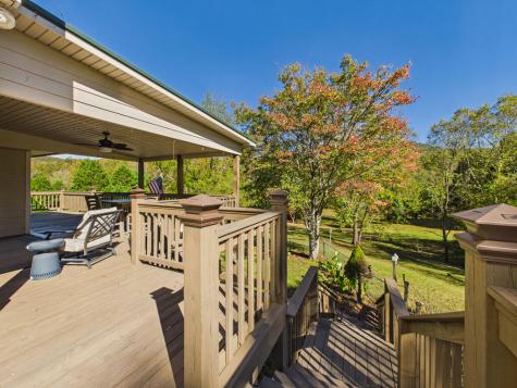 2563 Old Highway 64 Hayesville NC 28904