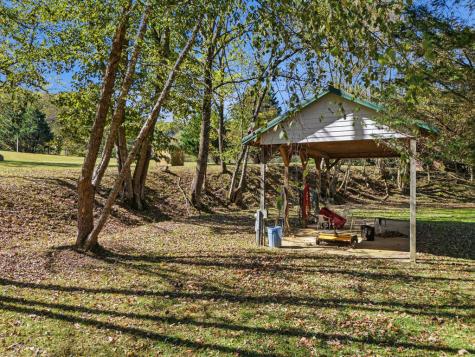2563 Old Highway 64 Hayesville NC 28904