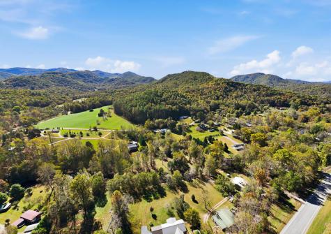 2563 Old Highway 64 Hayesville NC 28904