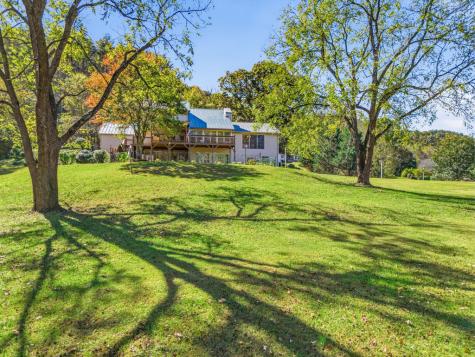 2563 Old Highway 64 Hayesville NC 28904
