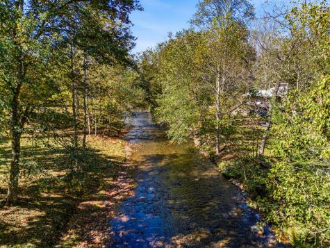 2563 Old Highway 64 Hayesville NC 28904