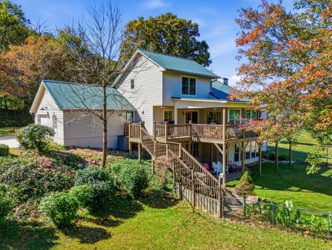 2563 Old Highway 64 Hayesville NC 28904