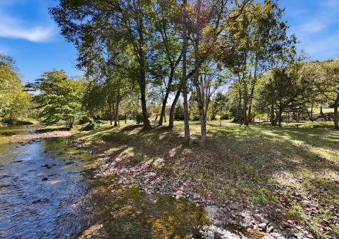 2563 Old Highway 64 Hayesville NC 28904