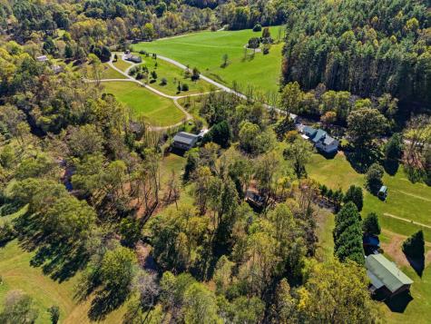 2563 Old Highway 64 Hayesville NC 28904