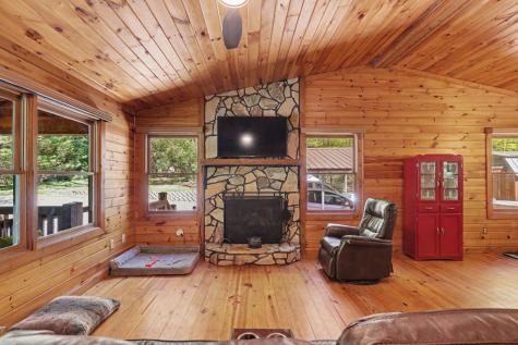8 Stoney Brook Trail Hayesville NC 28904