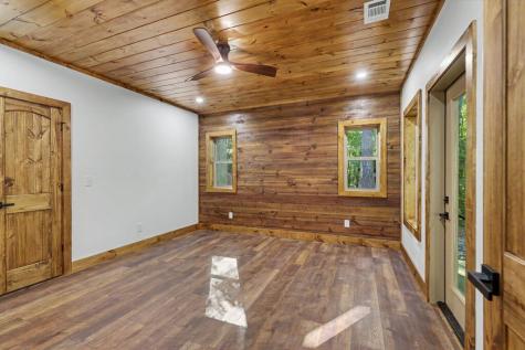 48 Woodleaf Road Morganton GA 30560