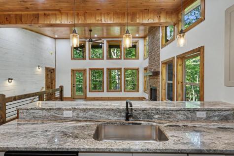 48 Woodleaf Road Morganton GA 30560
