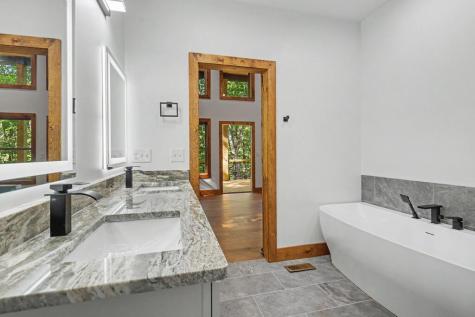 48 Woodleaf Road Morganton GA 30560