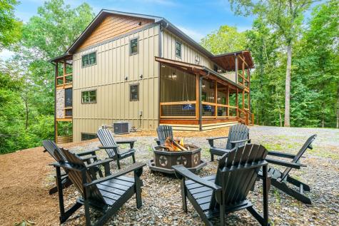 4687 Murphy Highway Mineral Bluff GA 30559
