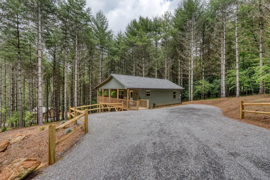 124 Lakeside Estates Drive Hayesville NC 28904