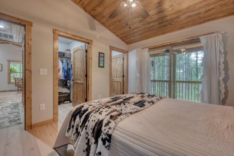 124 Lakeside Estates Drive Hayesville NC 28904