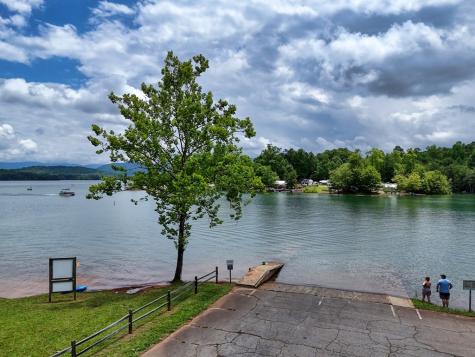 124 Lakeside Estates Drive Hayesville NC 28904
