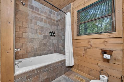 259 Old Woods Road Morganton GA 30560