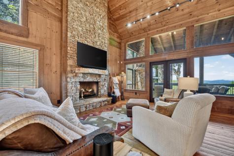 418 Lakeview Drive Blue Ridge GA 30513