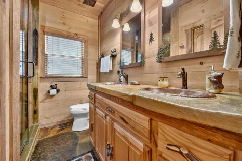418 Lakeview Drive Blue Ridge GA 30513