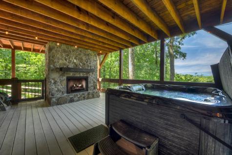 418 Lakeview Drive Blue Ridge GA 30513