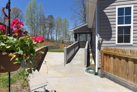198 Ledgestone Drive Blairsville GA 30512