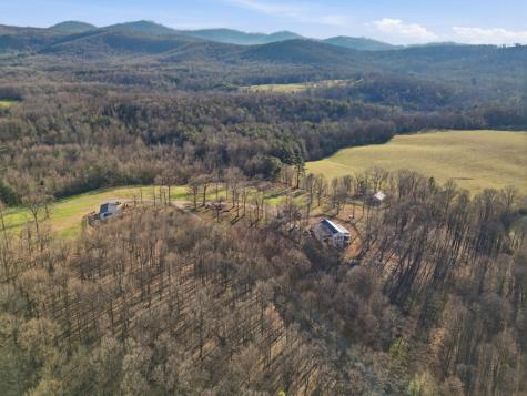 2086 Burnt Mountain Road Ellijay GA 30536