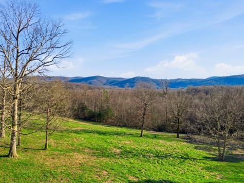 2086 Burnt Mountain Road Ellijay GA 30536