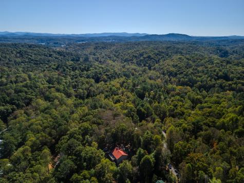 612 Newport Drive Ellijay GA 30540