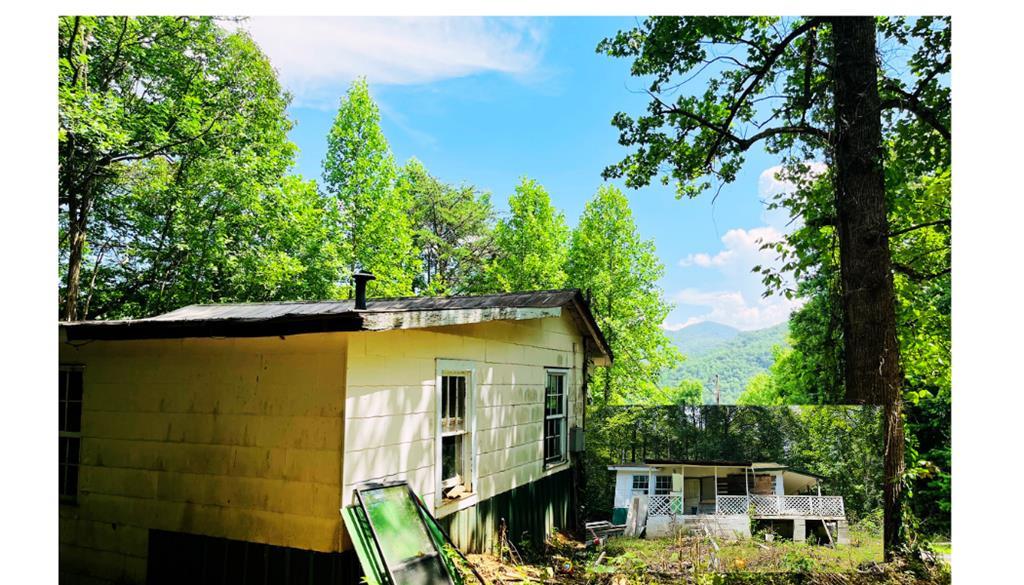 586 Pounding Mill Road Hayesville NC 28904