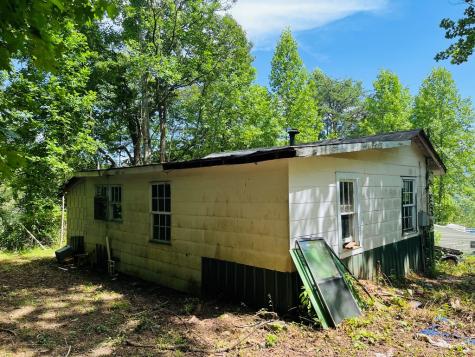 586 Pounding Mill Road Hayesville NC 28904