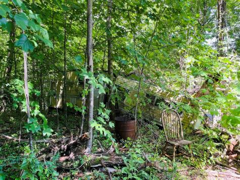 586 Pounding Mill Road Hayesville NC 28904