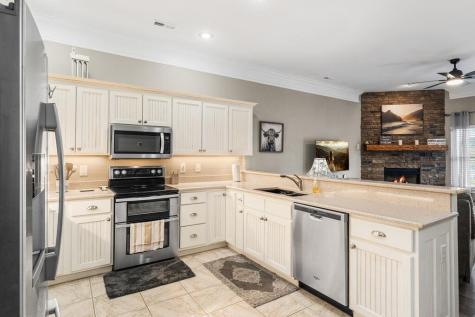 1726 #C Watercrest Way Young Harris GA 30582