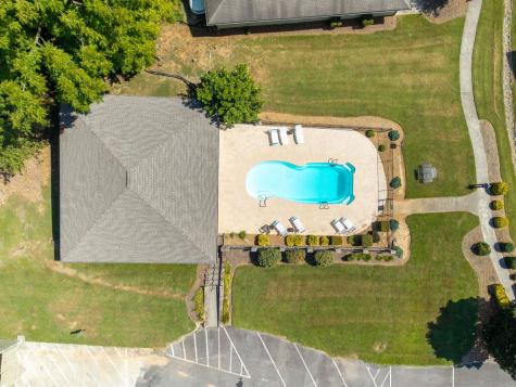 1726 #C Watercrest Way Young Harris GA 30582