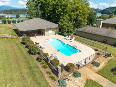 1726 #C Watercrest Way Young Harris GA 30582