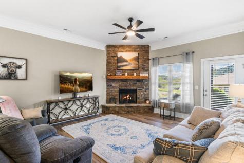 1726 #C Watercrest Way Young Harris GA 30582