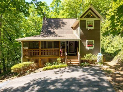 2102 Pooh Corner Hiawassee GA 30546