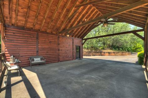 81 Cornerstone Court Mccaysville GA 30555