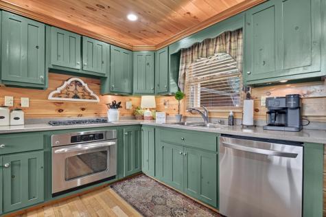 81 Cornerstone Court Mccaysville GA 30555