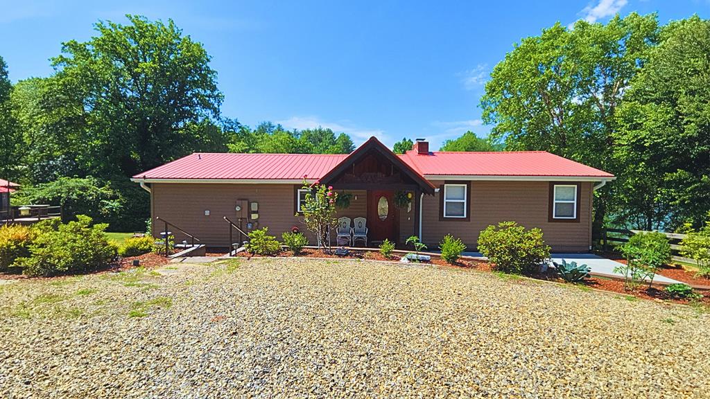 1693 Chatuge Shores Hiawassee GA 30546