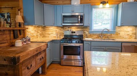 1693 Chatuge Shores Hiawassee GA 30546