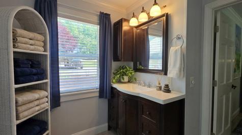 1693 Chatuge Shores Hiawassee GA 30546