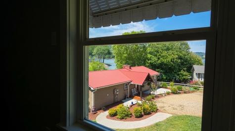 1693 Chatuge Shores Hiawassee GA 30546