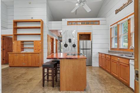 256 Low Gap Road Hayesville NC 28904