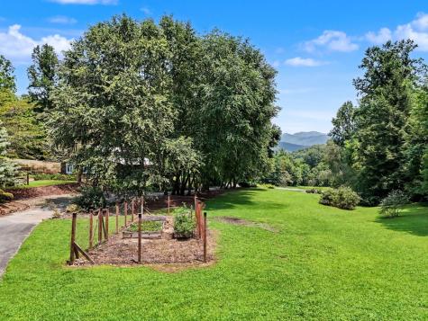 256 Low Gap Road Hayesville NC 28904