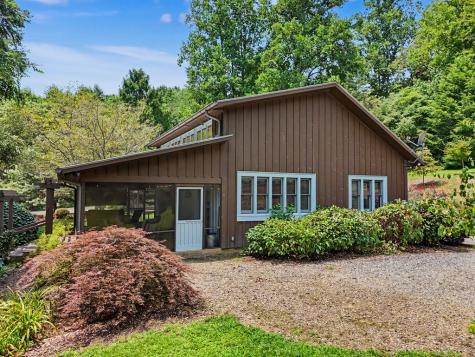256 Low Gap Road Hayesville NC 28904