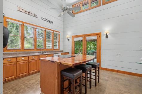 256 Low Gap Road Hayesville NC 28904