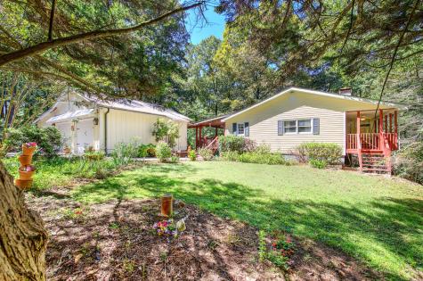 2108 Blackberry Mountain Road Ellijay GA 30536
