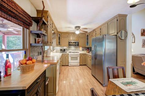 2108 Blackberry Mountain Road Ellijay GA 30536